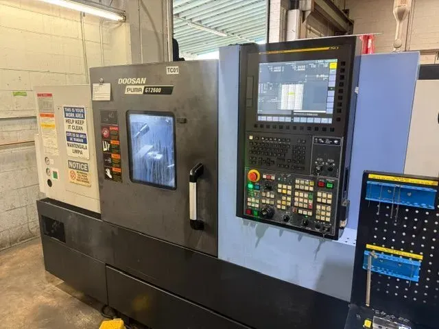 Doosan FANUC Series I Plus CNC Color Control 3500 RPM GT-2600  2 Axis