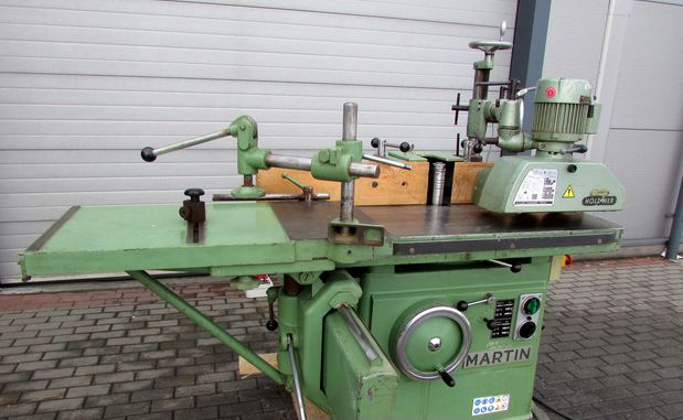 Martin T 21 Milling machine with a trolley