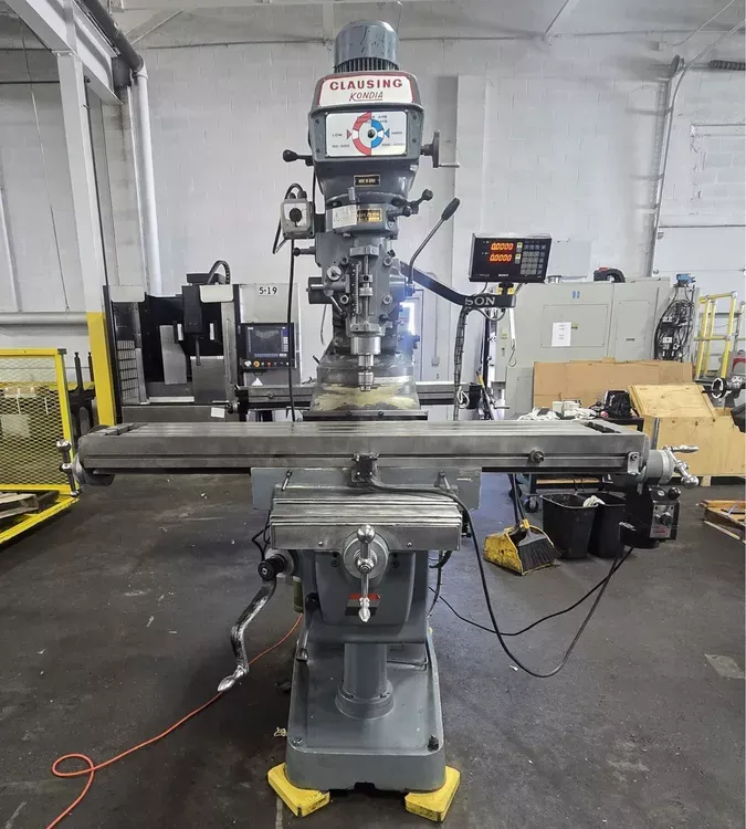 Clausing Kondia FV-300 Vertical 4000 rpm