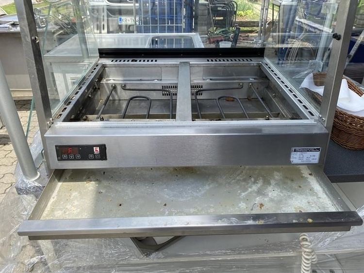 Ubert HT-700, Showcase