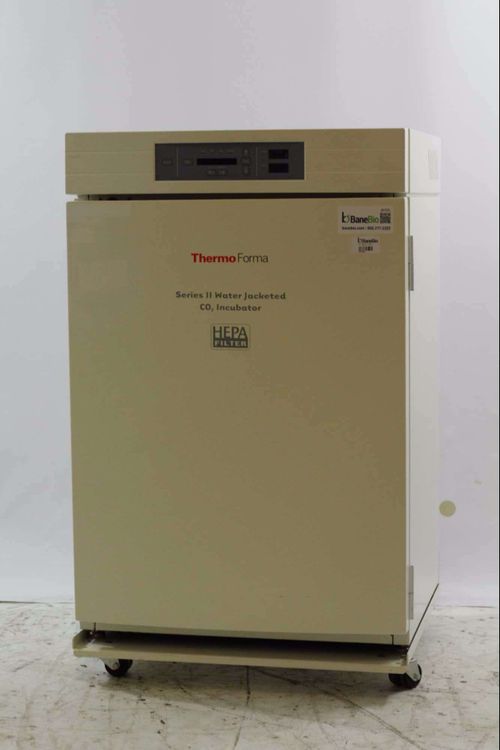 Thermo Forma 3120 Series II Water Jacketed CO2 Incubator
