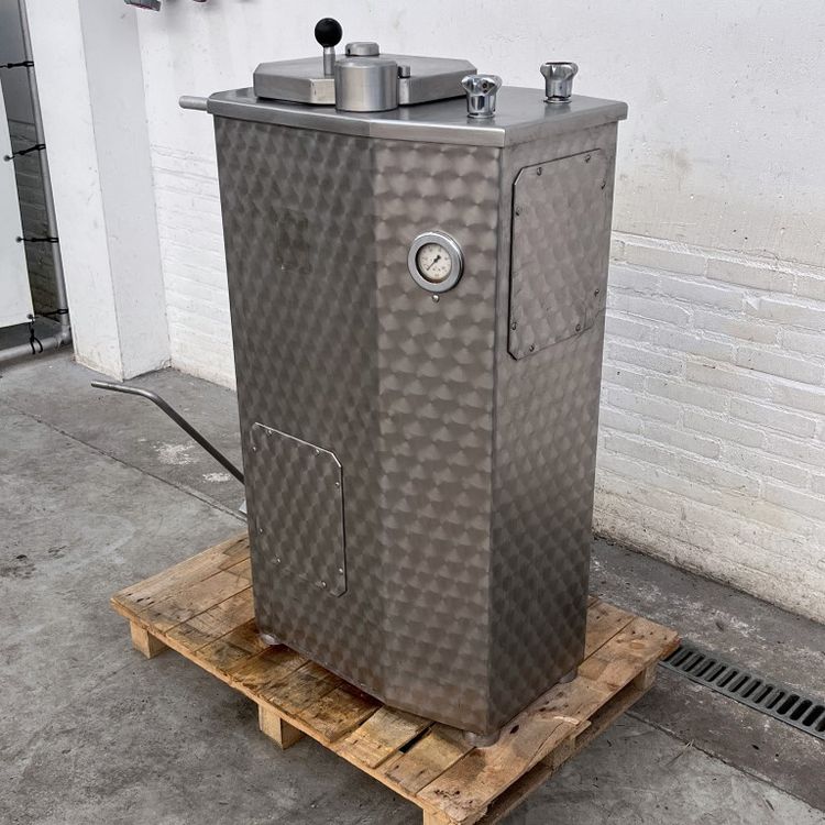 Baader 30L 3, Filling can