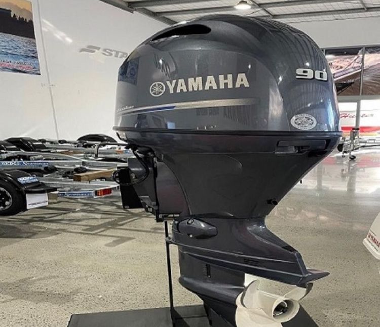 3  Slightly used Yamaha 90 HP 4-Stroke Outboard Motor Engine  Used Yamaha 200HP 4-Stroke Outboard Motor Engine
