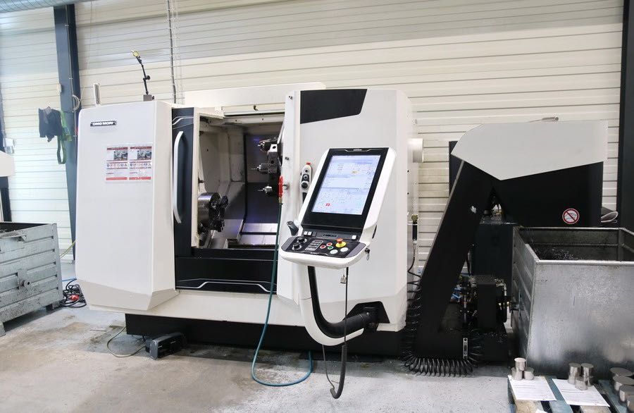 DMG Sinumerik 840 D SL Siemens 4.000min/-1 MORI CLX 450 V4 4 Axis