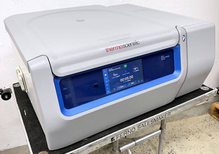 Thermo Sorvall X4R Pro-MD w/ TX-1000 Refrigerated Benchtop Centrifuge w/ Rotor