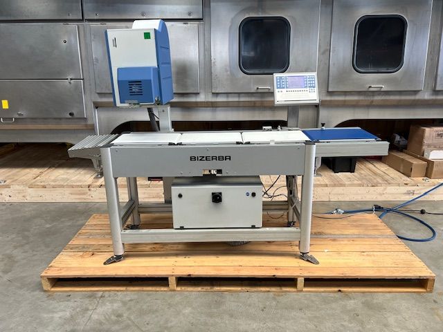 Bizerba GLM-Emaxx 50, Automatic Weigh- and Price Labeler