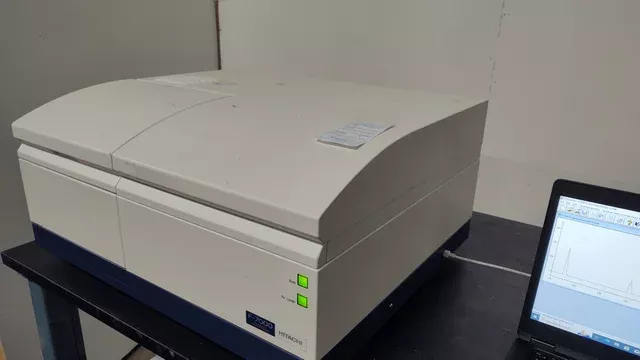 Hitachi F-7000, Fluorescence Spectrophotometer