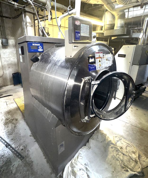 Milnor 36026V5Z Washer Extractor