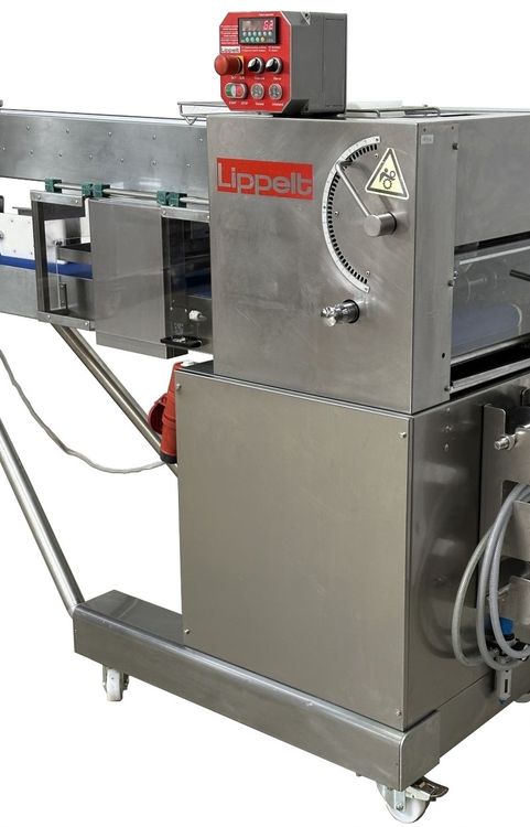Lippelt Mini Rustica Guillotne + punch Bread Roll Machine