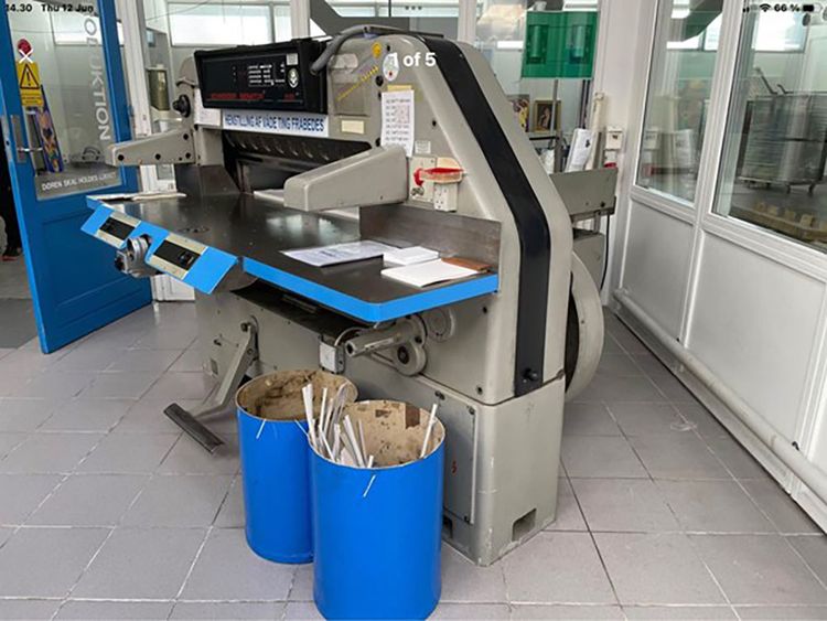 Schneider Senator 115