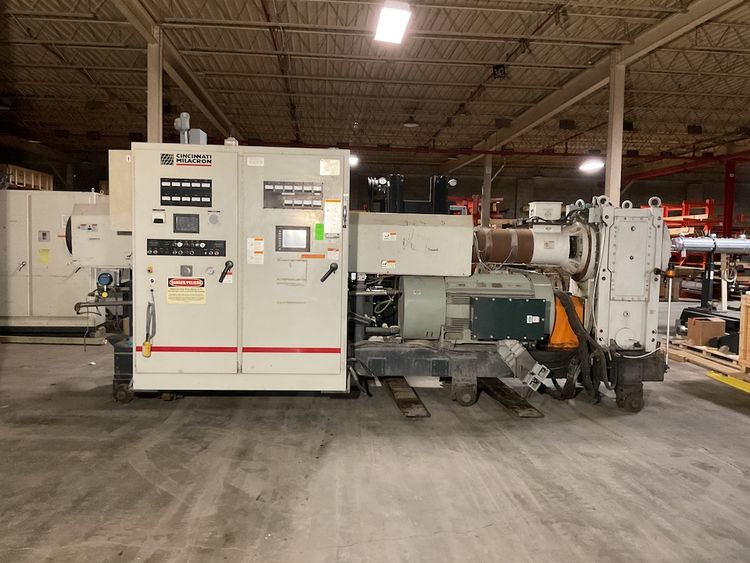 Cincinnati Milacron PAK 650