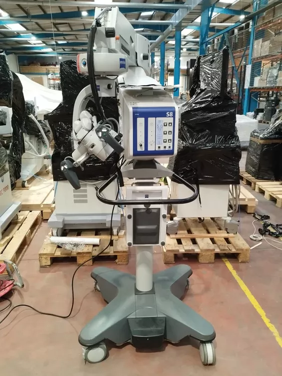 ZEISS Vario S88 Surgical microscope