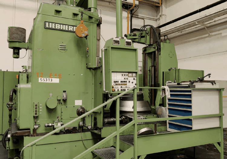 Liebherr L1202 Variable Speed Gear hobbing machine