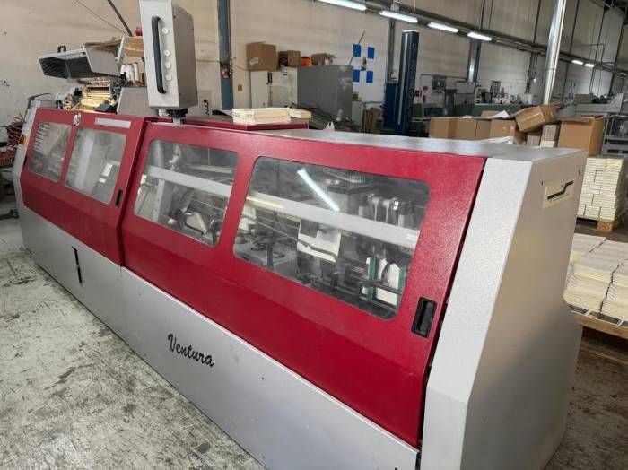 MULLER MARTINI Ventura 3215 Sewing Machine