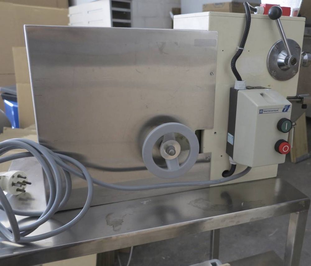 Frewitt GLAORV Oscillating Granulator