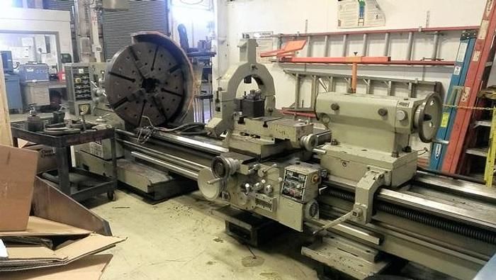 Poreba Engine Lathe 1000 rpm TPK 90