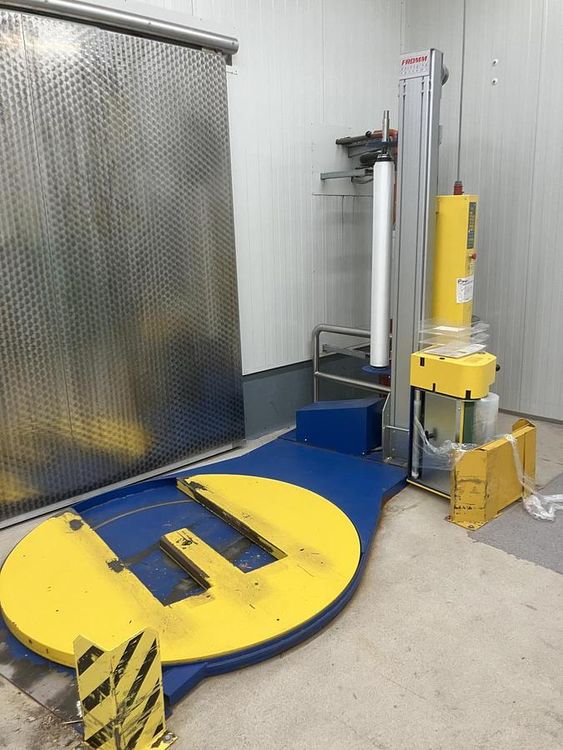 Fromm Semi-automatic pallet wrapper