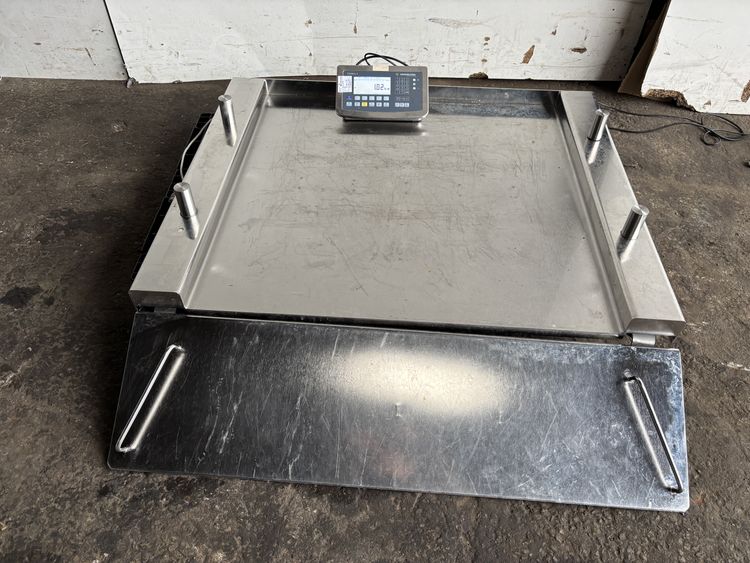 Sartorius Combics3 Platform scale