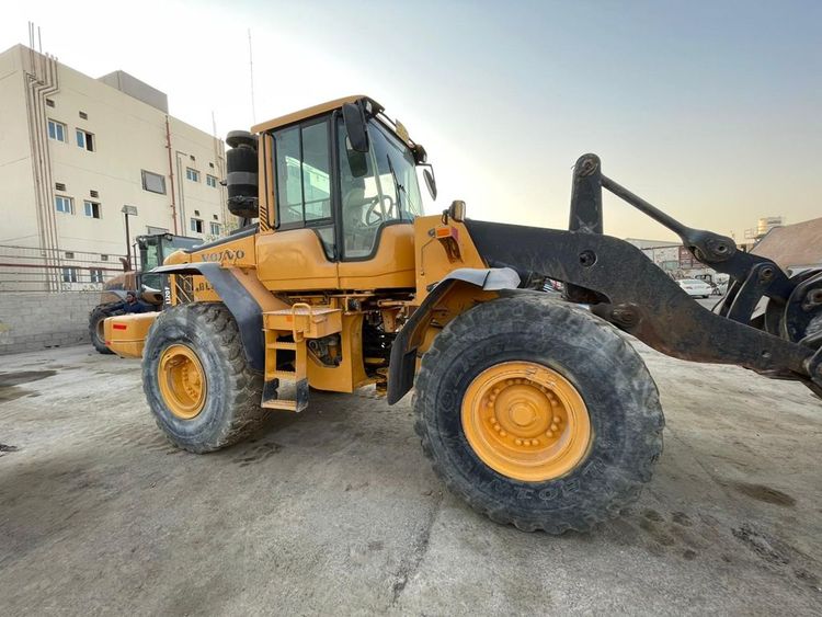 Volvo L120F Wheel Loader
