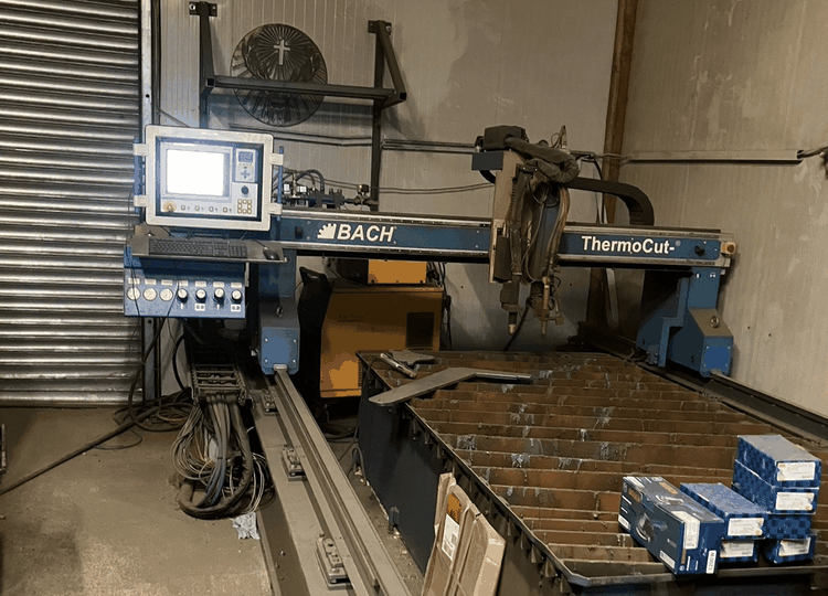 BACH THERMOCUT CNC CONTROL