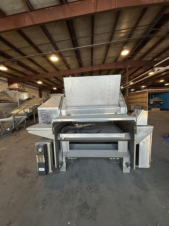 Baker Perkins 4 ROLL EXTRUDER