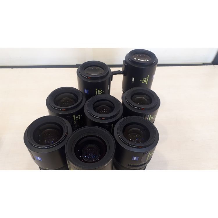 ARRI Master ANAMORPHIC SET CINEMATOGRAPHY LENS