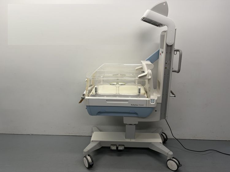 3 Drager Babyleo TN500 Incubator