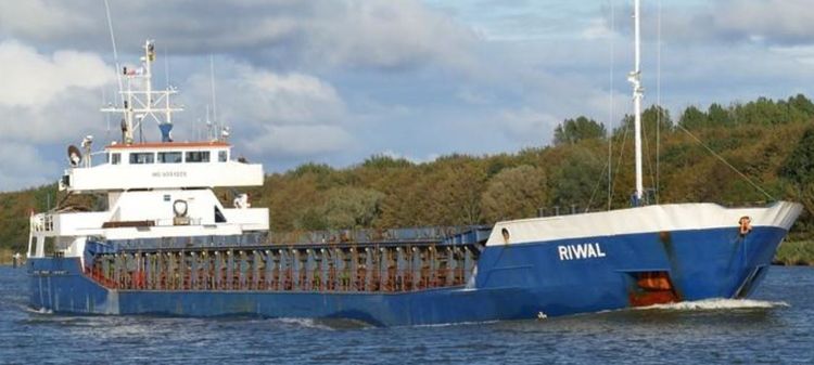 Slovenske RIWAL ABT 3735 DWT ON 5.498 M DRAFT