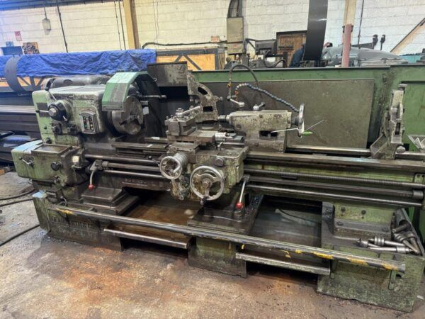 DSG Engine Lathe 2240 rpm 1609 x 60