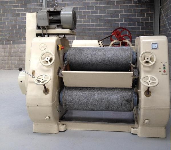 3-bauermeister-dw51-3-roll-refiner