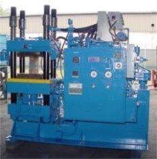 Lewis RUBBER INJECTION MOLDING MACHINE 200 T