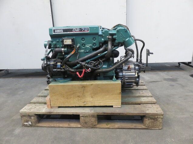 Volvo Penta D2-75F Power: 75 HP