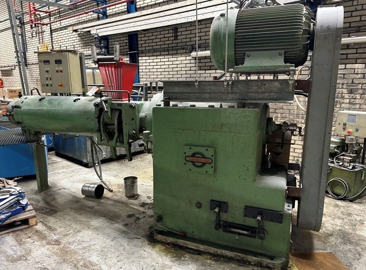 Troester 150mm Cold Feed Extruder