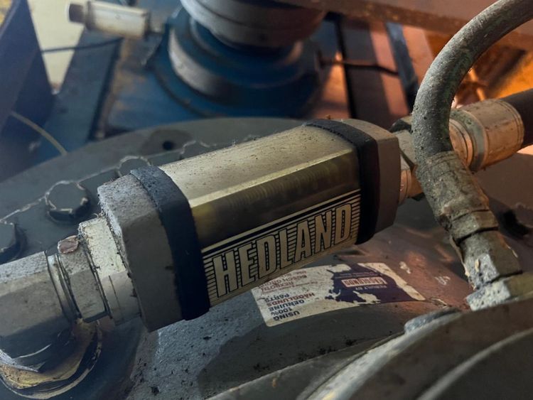 Metso Twin roll press type RPW-1572