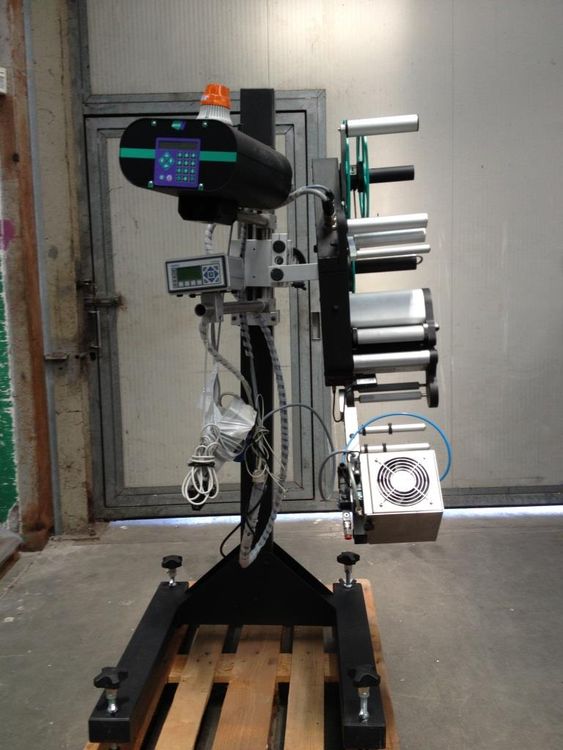 Arca EVOLUTION, Self-adhesive labeling machine