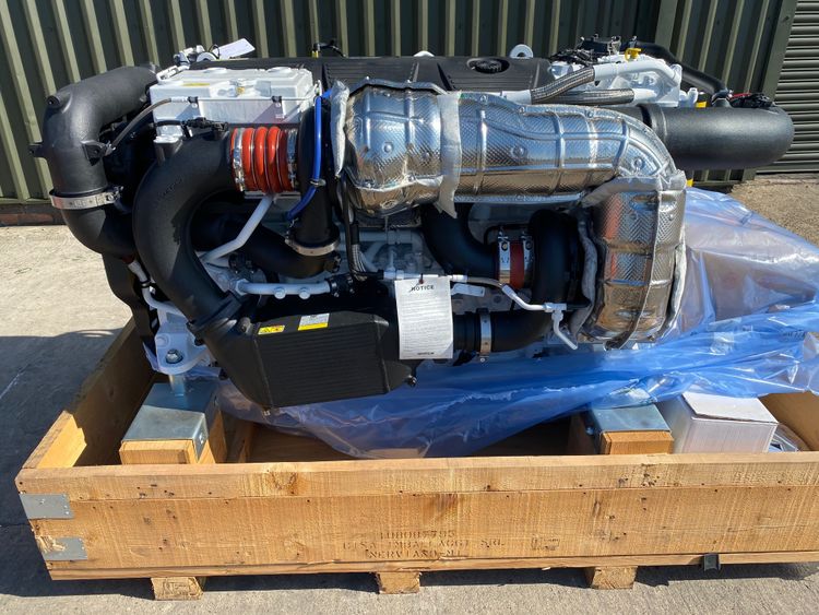 Caterpillar C12.9 Pair Caterpillar C12.9 Marine Engines