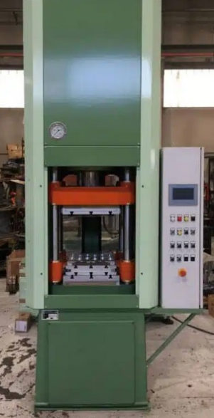 GBF Potvel 480 x 520 mm Vulcanizing Press