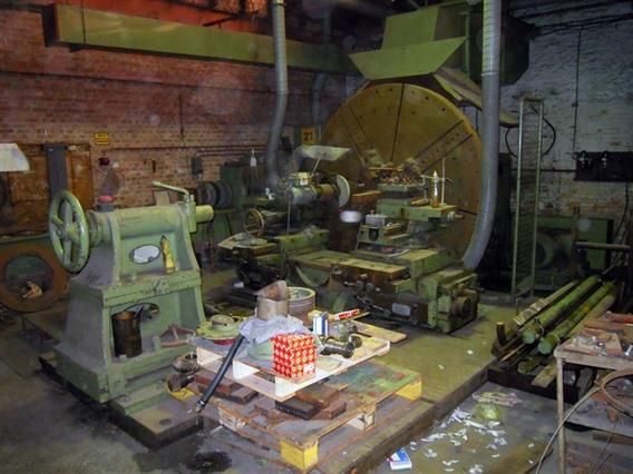 MFD Engine Lathe Variable Ø 2400