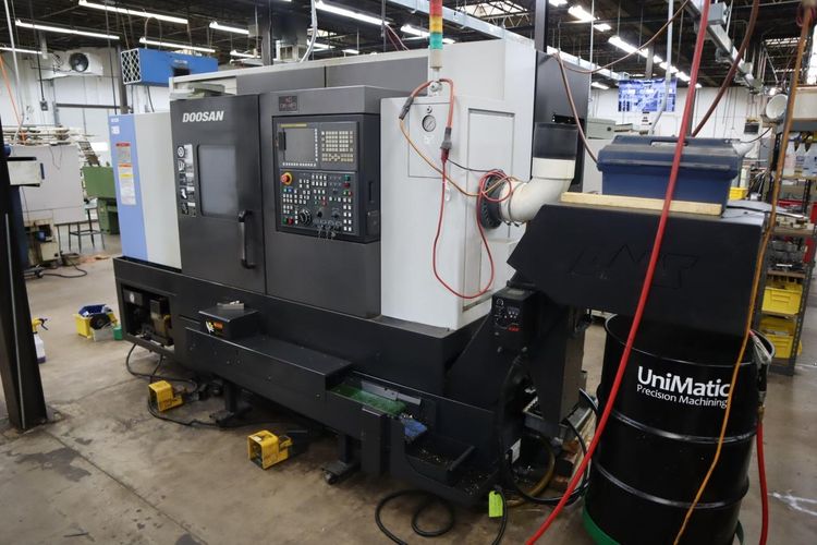Doosan Fanuc Series 31i-Model S CNC Control 4500 RPM PUMA 2100SY 2 Axis