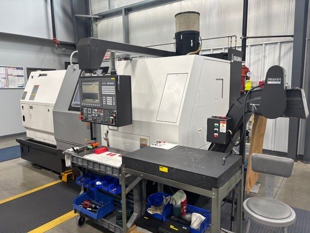 Okuma OSP-P300L CNC CONTROL 3,200 Rpm LB35 III x 850 CNC Chucker 2 Axis