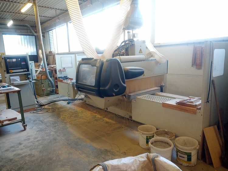 SCM RECORD 130 4-axis