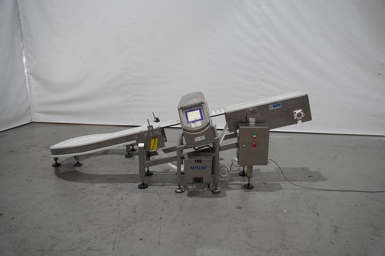 Safeline metal detector
