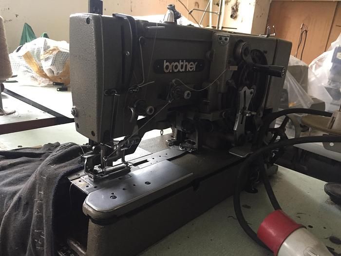 Brother LH4B8144 Buttonhole sewing