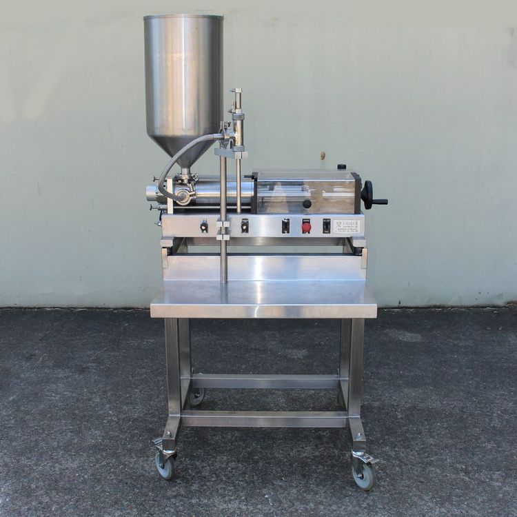 Asset AV3 Horizontal Piston Volumetric Liquid Filling Machine