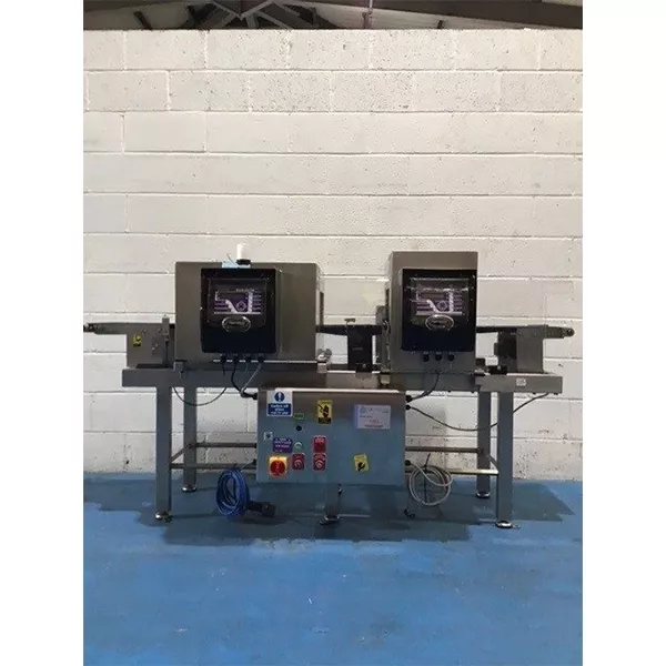 Fortress Twin Metal Detector