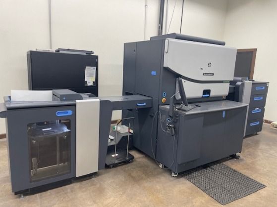 HP 7800 7 12" x 18"