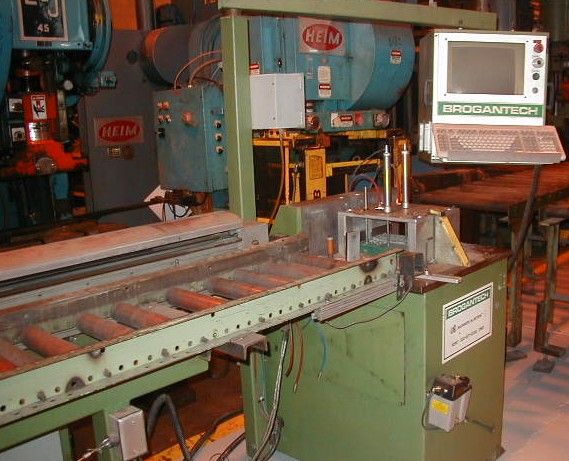 Brogantech 16" (JOSEPH MCH CO) SAW Band Saw Semi Automatic