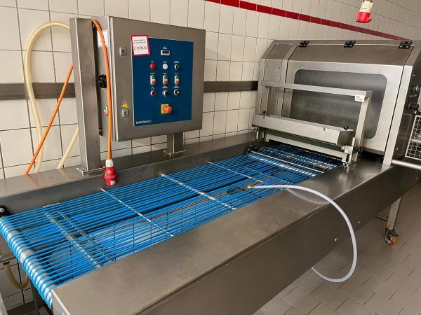 Bakon Glazing line