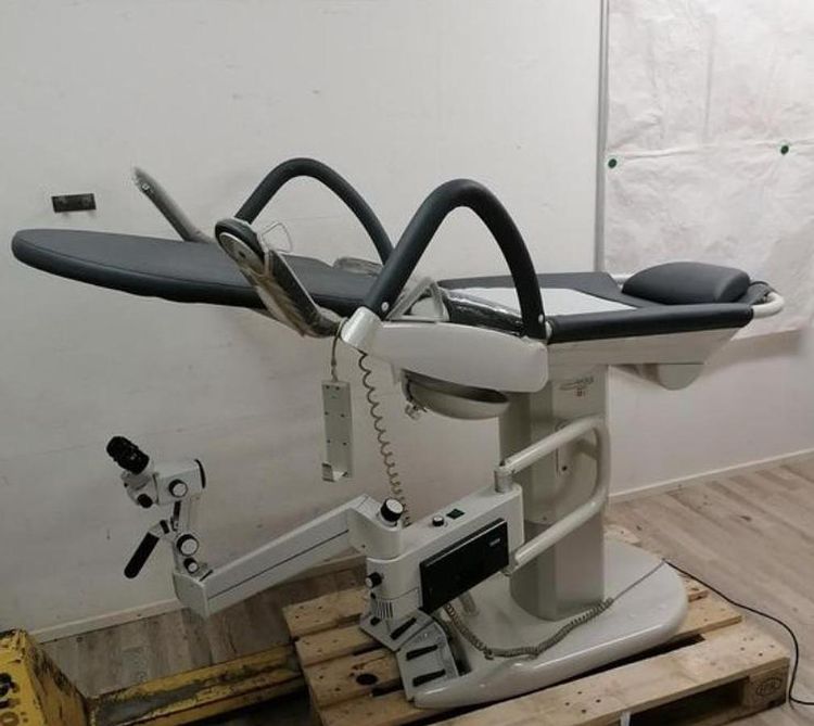 Maquet Gyneco Chair