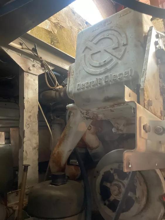 Detroit 8v92 TI Marine Engines 735HP